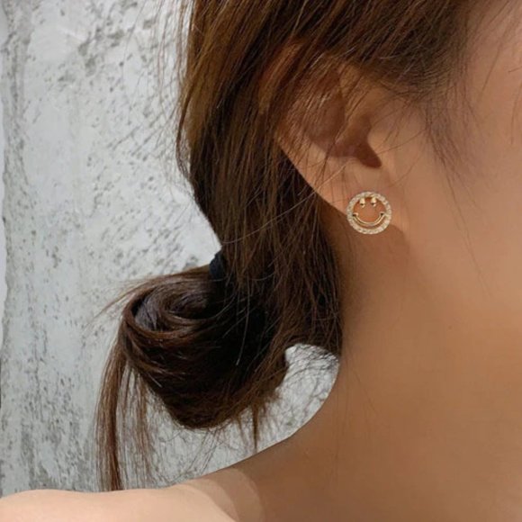 NEW 925 Sterling Gold Smiley Face Earrings - Picture 4 of 4